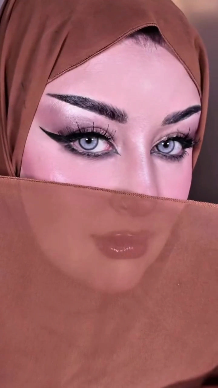 Gris Dubai